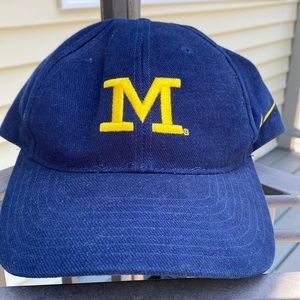 Men’s Nike hat- One size fits all